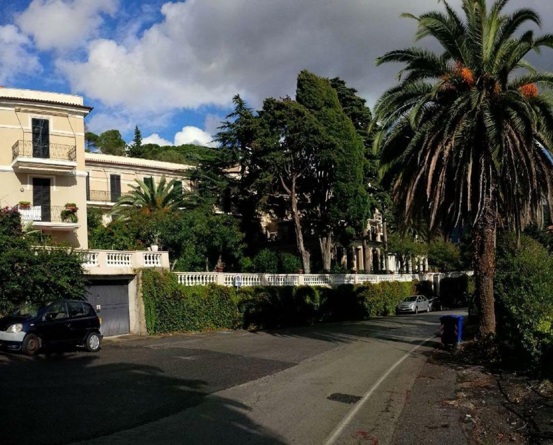 Lorenzo Apartment Levanto Esterno foto