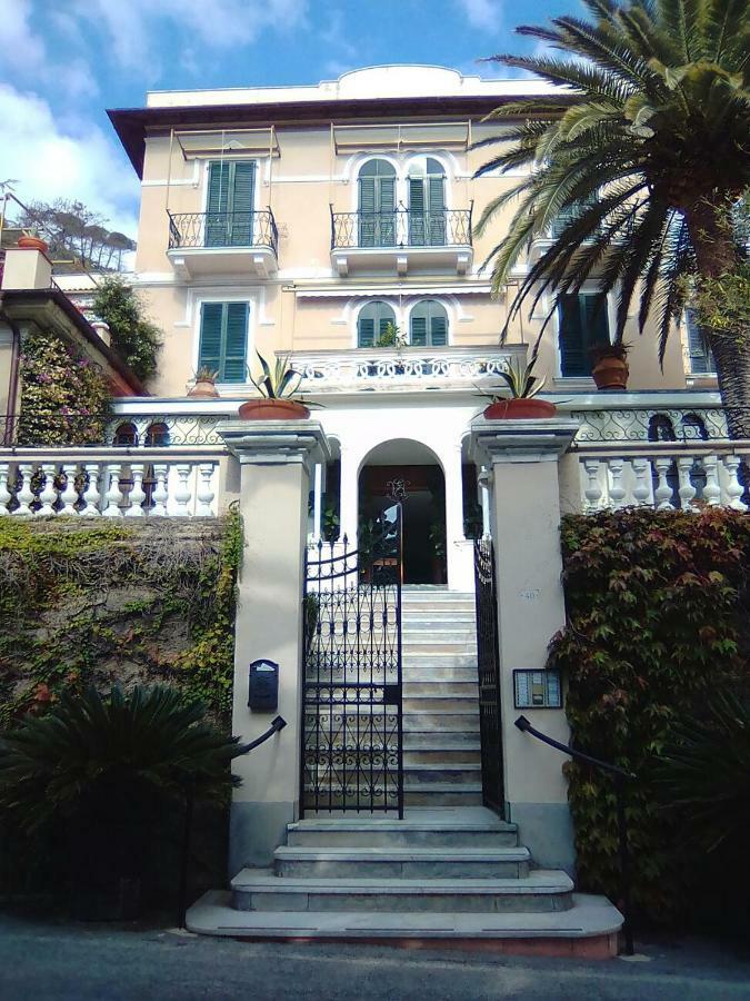 Lorenzo Apartment Levanto Esterno foto